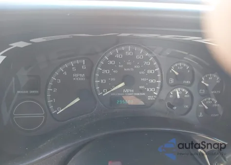 2000 Chevrolet Silverado 1500 from USA, damaged, VIN 1GCEC14W1YE215063